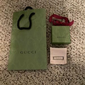 GUCCI dust bag, it comes with the box, ribbon and bag.